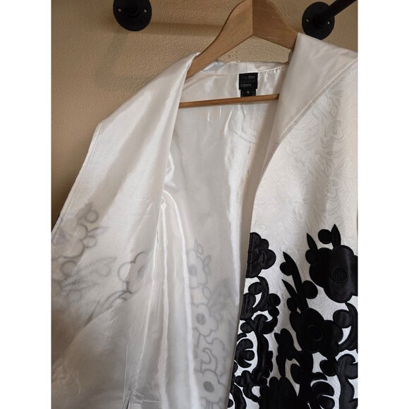 Metropolitan Opera black and white lightweight jacket Women's size small - Picture 3 of 10